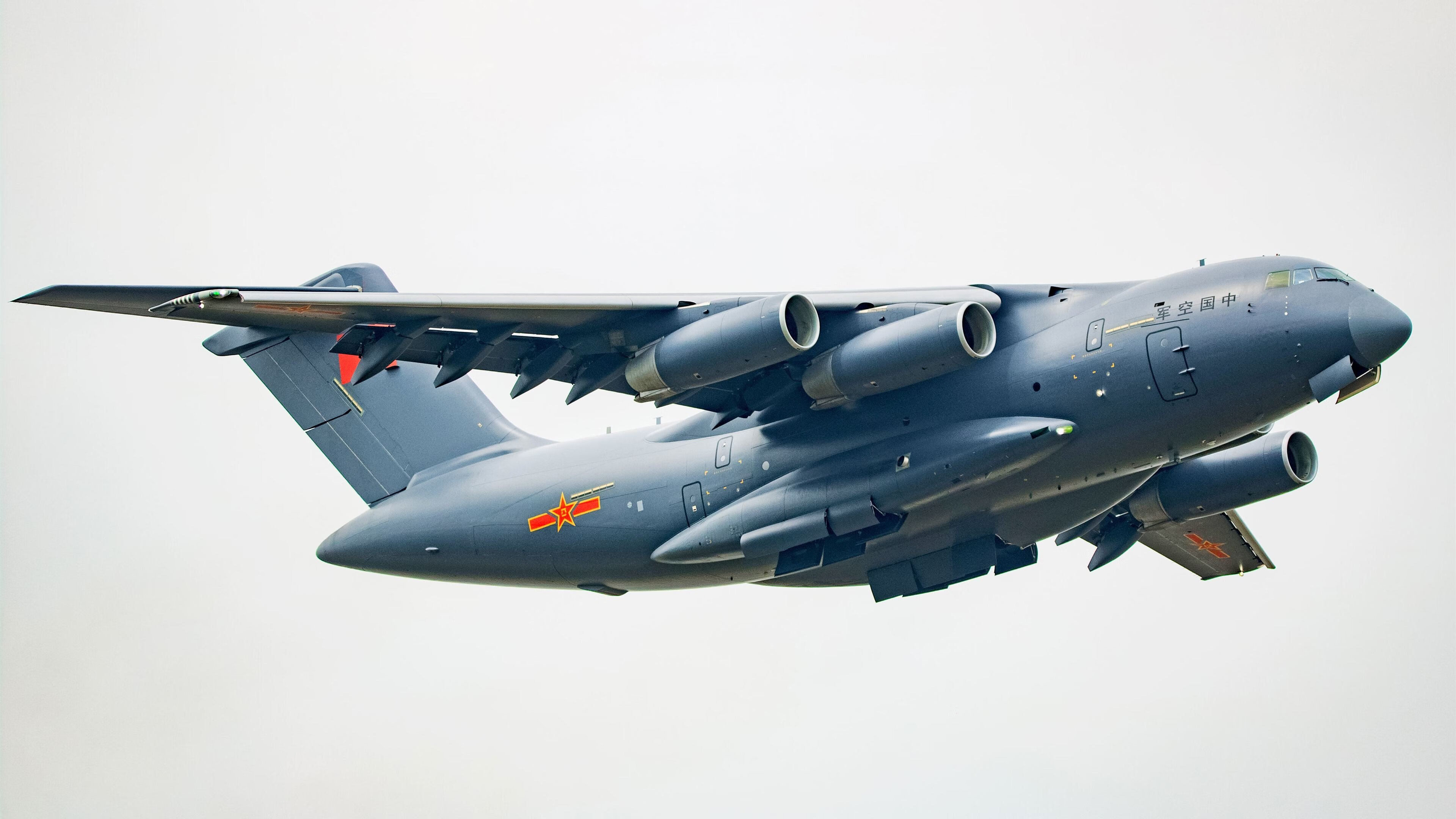 开云·Kaiyun网页版-中场传球重心变化是否左右整体进攻模式,传中球怎么不停球直接射门